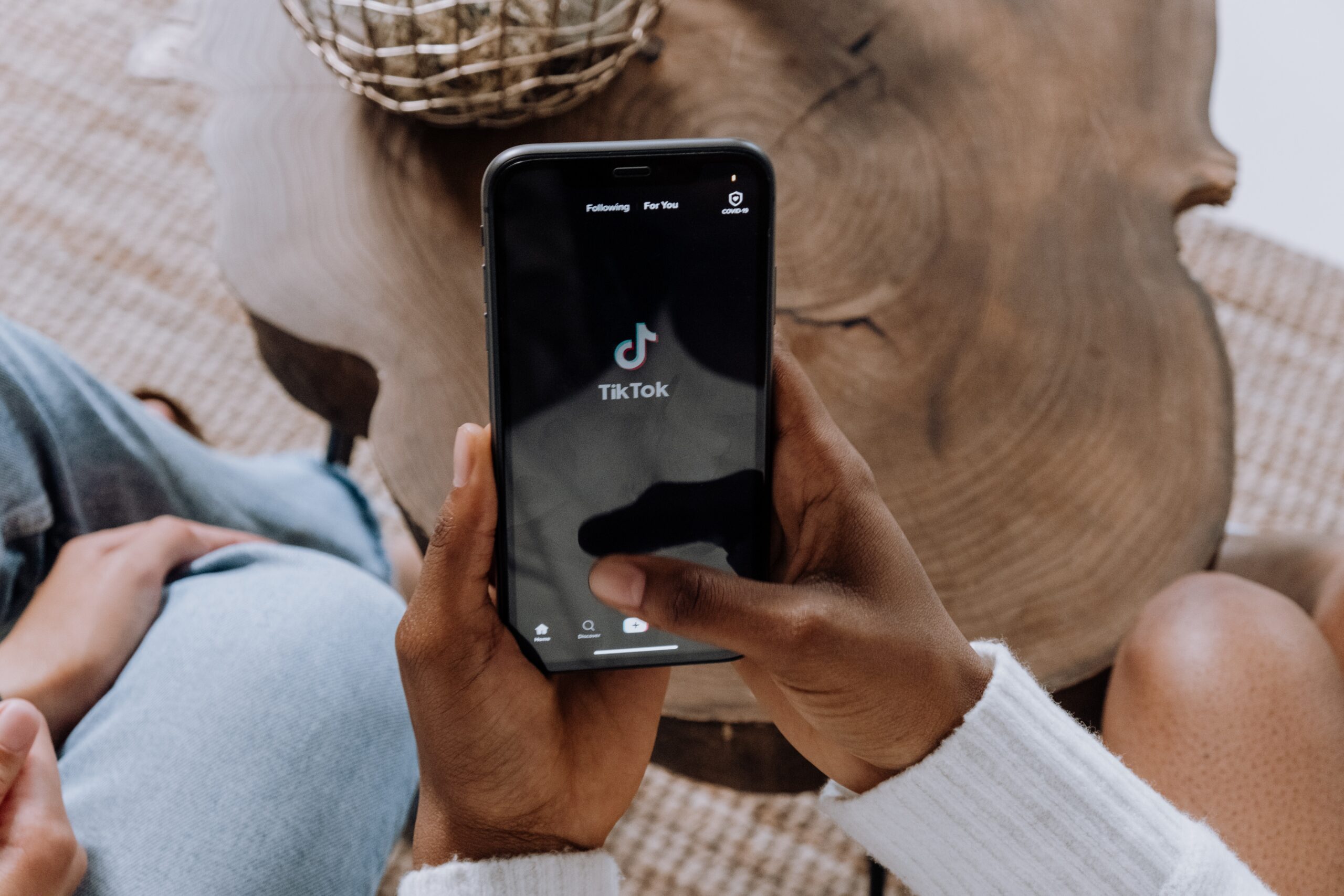 How TikTok is Revolutionizing Social Media Marketing for Younger Generations
